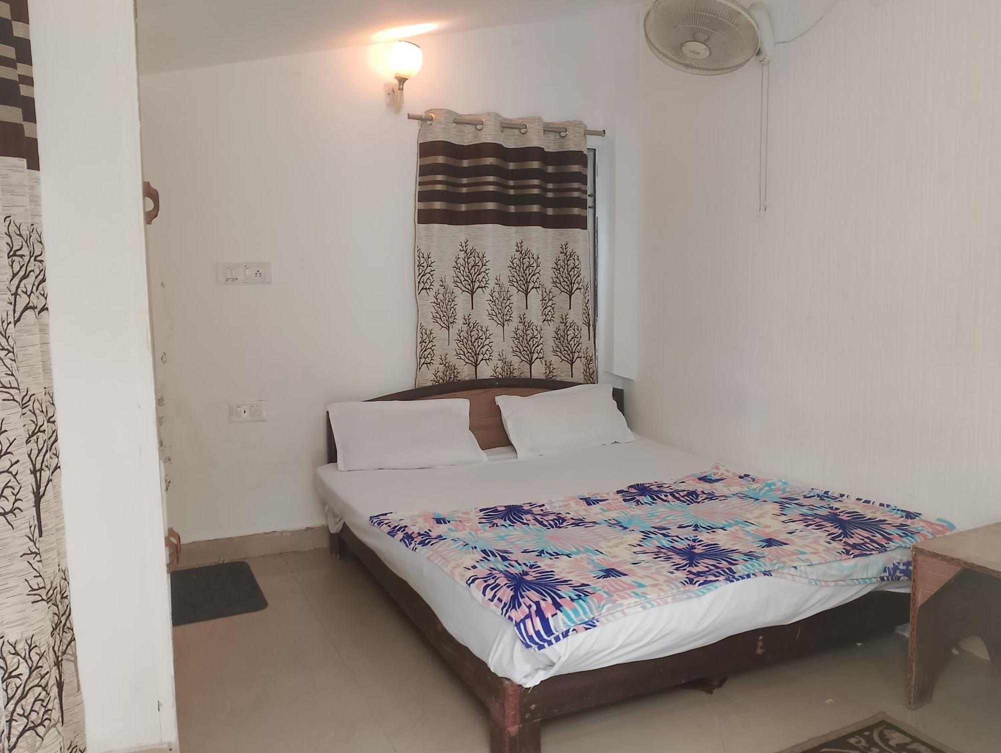 Sonu Guesthouse & Hostel Rishikesh Bagian luar foto