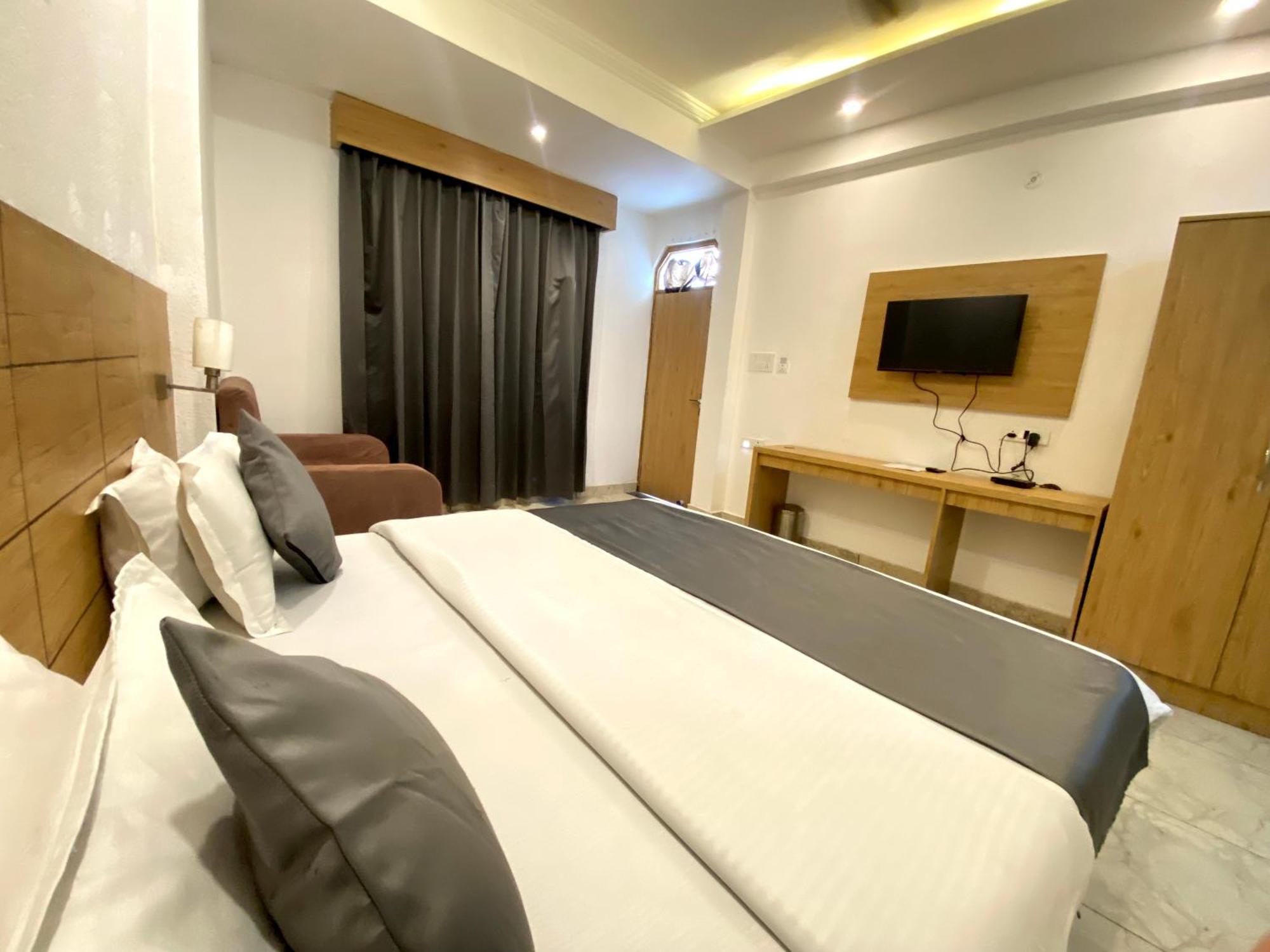 Sonu Guesthouse & Hostel, Rishikesh Bagian luar foto